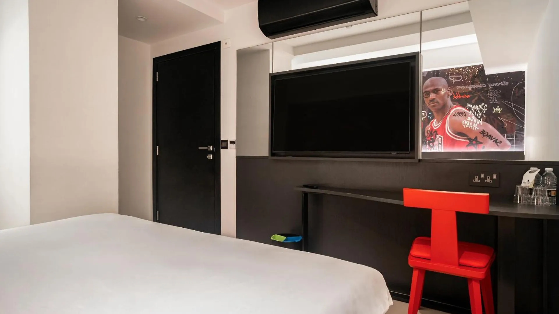 So City Hotel Adults Only Saint Julian's